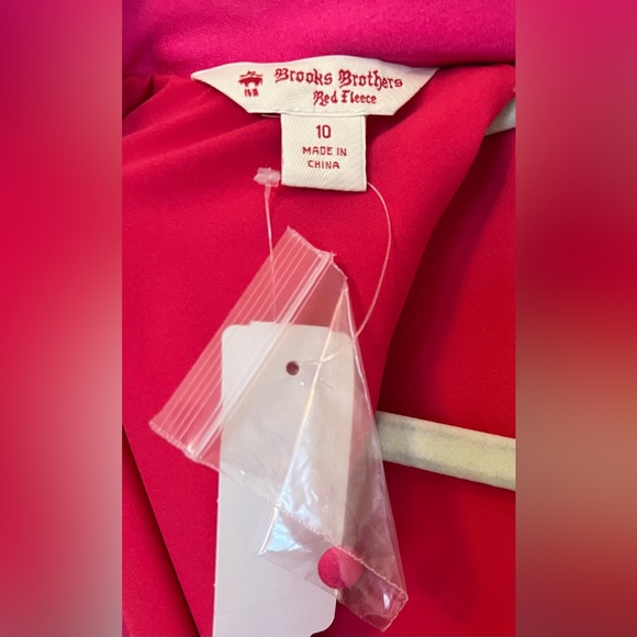 Beautiful dress, new with tags - Picture 4 of 5